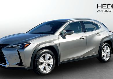 Lexus UX, 2021