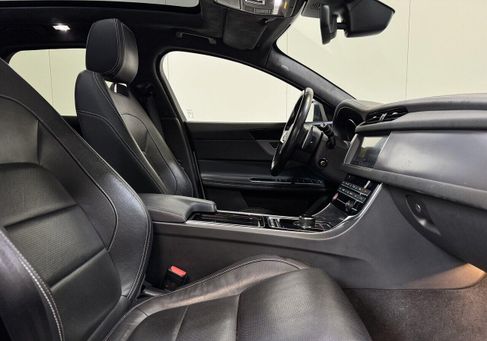 Jaguar, 2019