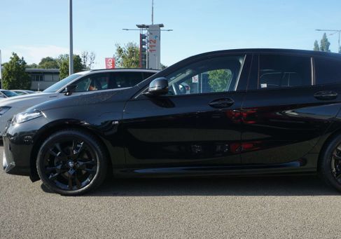 BMW 118, 2025