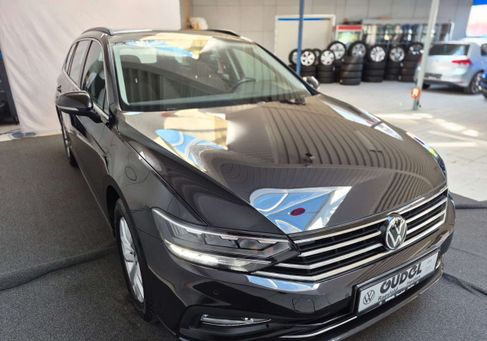 Volkswagen Passat Variant, 2023 3