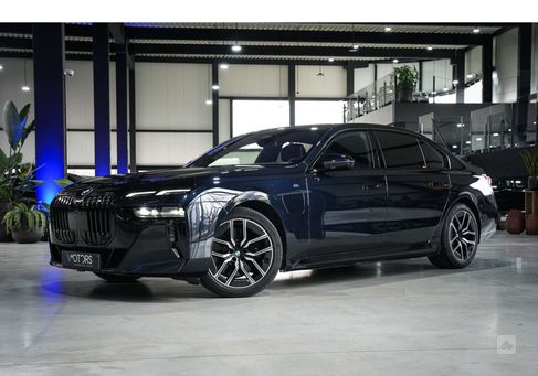 BMW 750, 2023