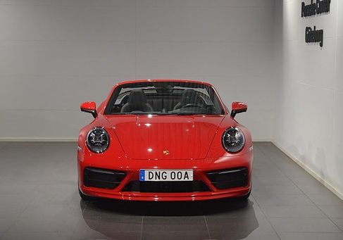 Porsche 911, 2024
