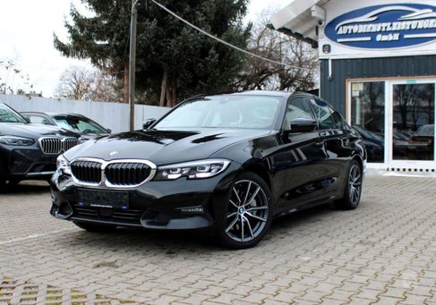 BMW 330, 2020