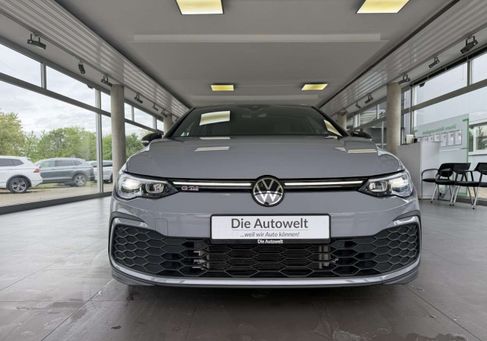 Volkswagen Golf, 2022 3