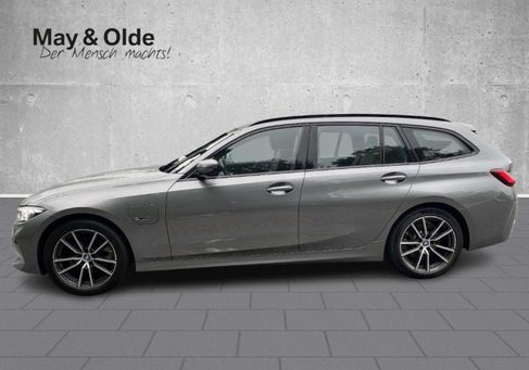 BMW 320, 2023 2