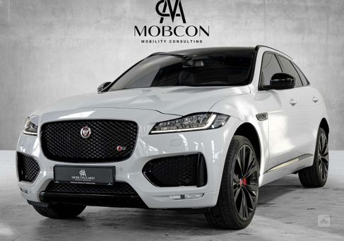 Jaguar F-Pace, 2017