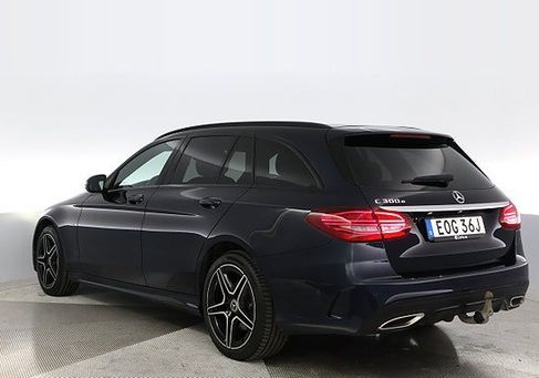 Mercedes-Benz C 300, 2021