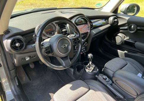 MINI ONE, 2022