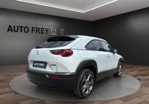 Mazda MX-30, 2021 3