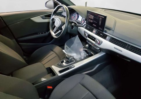 Audi A4, 2021 3