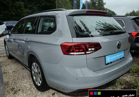 Volkswagen Passat Variant, 2022