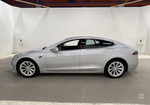 Tesla Model S, 2017