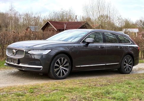 Volvo V90, 2021