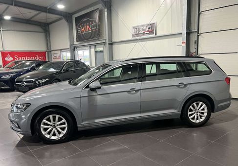 Volkswagen Passat Variant, 2023 3