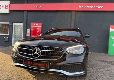 Mercedes-Benz E 300, 2022