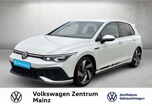 Volkswagen Golf, 2021