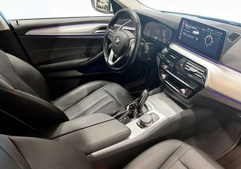 BMW 520, 2023 3