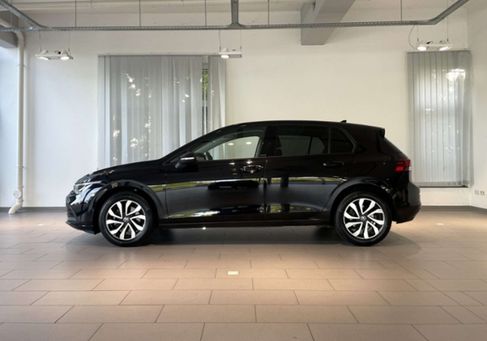 Volkswagen Golf, 2022 3