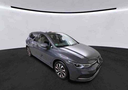 Volkswagen Golf, 2023 3