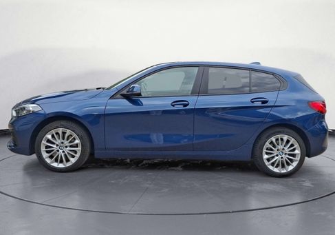BMW 120, 2023