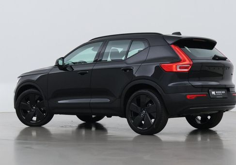 Volvo XC40, 2025 2