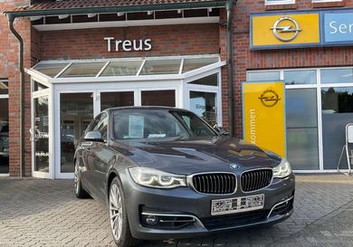 BMW 330, 2019