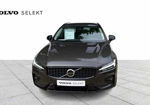 Volvo V60, 2024