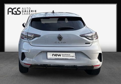 Renault Clio, 2024