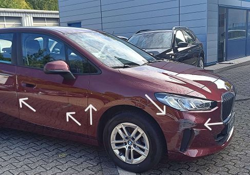 BMW 216, 2024