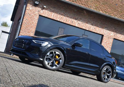 Audi e-tron, 2022 3