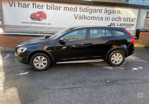 Volvo V60 Cross Country, 2016