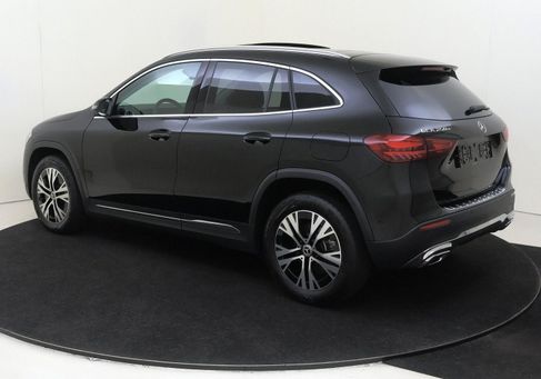 Mercedes-Benz GLA 250, 2025