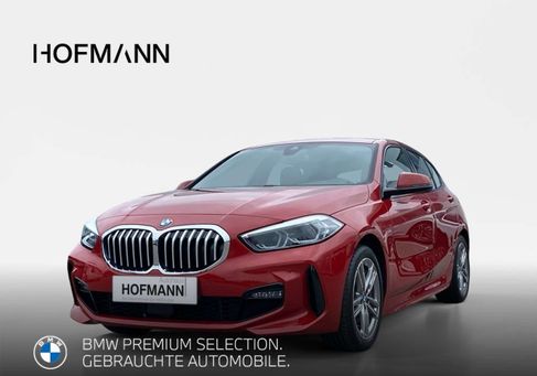 BMW 118, 2021