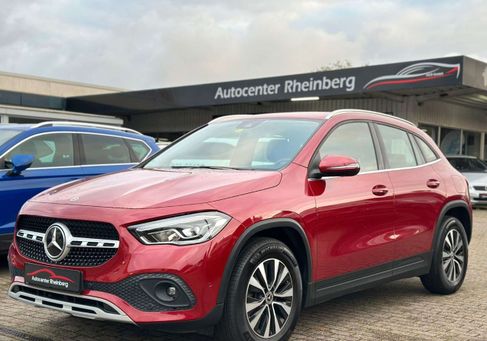 Mercedes-Benz GLA 200, 2020