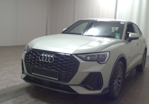 Audi Q3, 2020