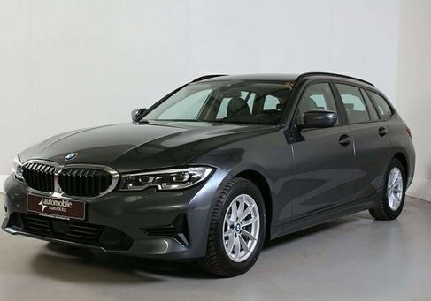 BMW 318, 2021