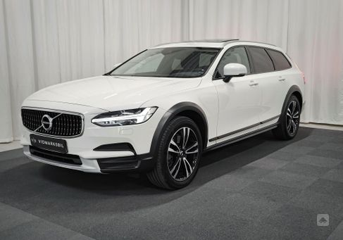 Volvo V90 Cross Country, 2019