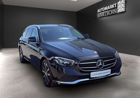 Mercedes-Benz E 300, 2022 2