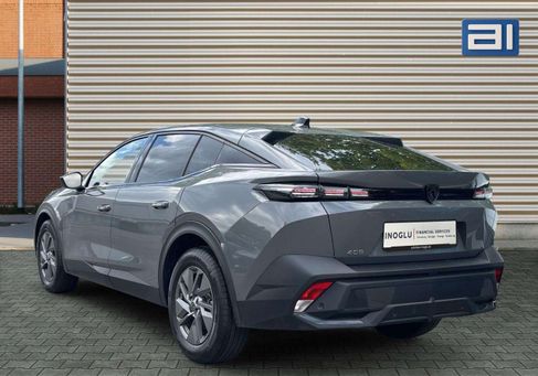 Peugeot 408, 2025