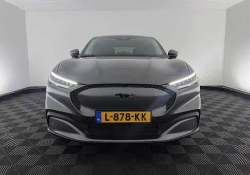 Ford Mustang Mach-E, 2021