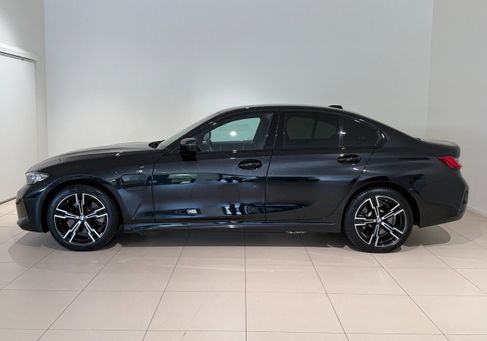 BMW 330, 2025