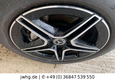 Mercedes-Benz GLC 300, 2022