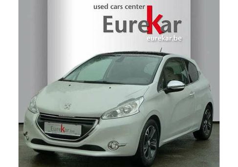 Peugeot 208, 2015