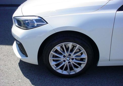 BMW 120, 2022