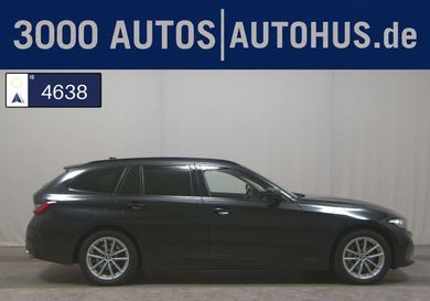 BMW 330, 2022