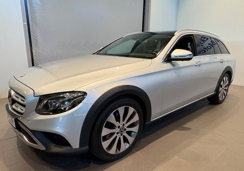 Mercedes-Benz E 220, 2019 3
