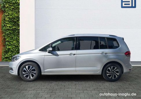 Volkswagen Touran, 2022 2