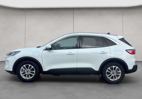 Ford Kuga, 2022