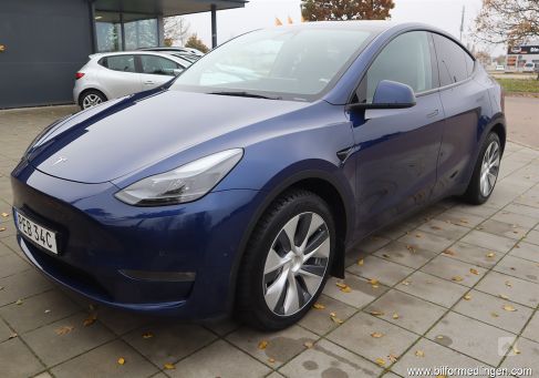 Tesla Model Y, 2021