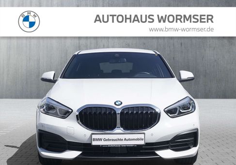 BMW 118, 2022